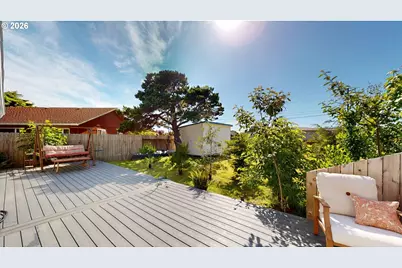 30404 Hillside Ter, Gold Beach, OR 97444 - Photo 18