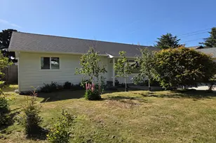 30404 Hillside Terrace, Gold Beach, OR 97444 - Photo 30