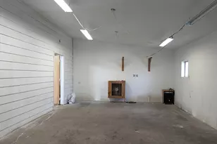 47564 School St, Oakridge, OR 97463 - Photo 28