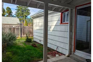 47564 School St, Oakridge, OR 97463 - Photo 34