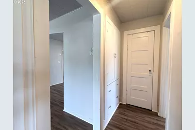 47564 School St, Oakridge, OR 97463 - Photo 18
