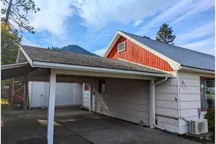 47564 School St, Oakridge, OR 97463 - Photo 32