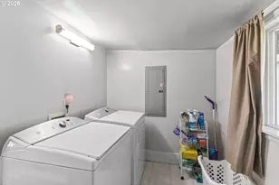 950 W 17th St, Coquille, OR 97423 - Photo 18