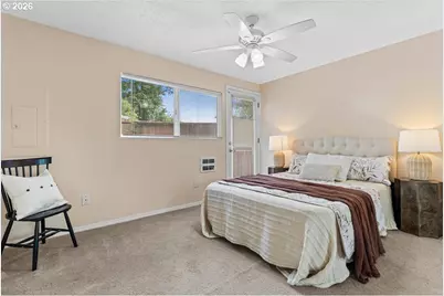 3216 SW 11th Ave, Portland, OR 97239 - Photo 22