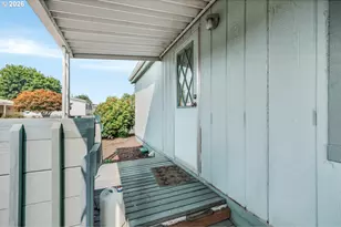 300 SE Lacreole Dr, Dallas, OR 97338 - Photo 18