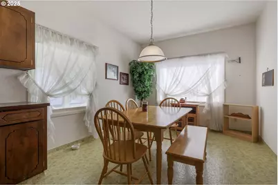 48025 NW Strohmayer Rd, Forest Grove, OR 97116 - Photo 10