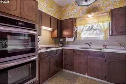 48025 NW Strohmayer Rd, Forest Grove, OR 97116 - Photo 10