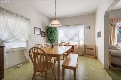 48025 NW Strohmayer Rd, Forest Grove, OR 97116 - Photo 8