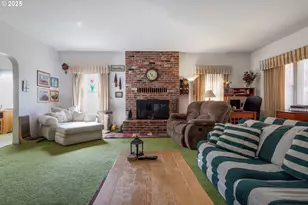 48025 NW Strohmayer Rd, Forest Grove, OR 97116 - Photo 8