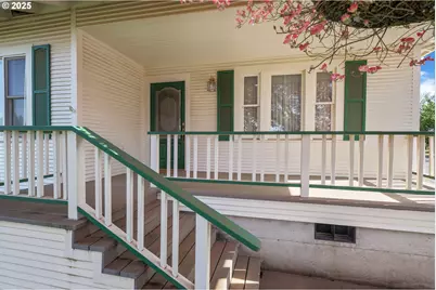 48025 NW Strohmayer Rd, Forest Grove, OR 97116 - Photo 4