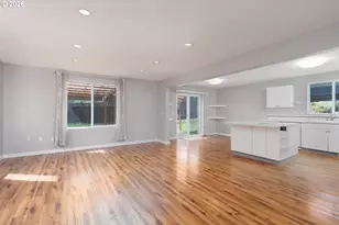 561 NW Mitchell Ct, Camas, WA 98607 - Photo 2