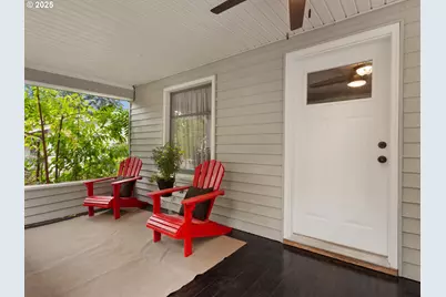 933 N Main Ave, Ridgefield, WA 98642 - Photo 4