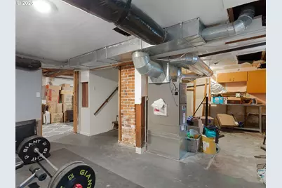 933 N Main Ave, Ridgefield, WA 98642 - Photo 32