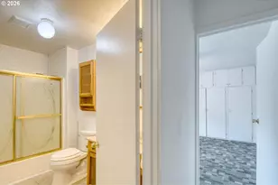 3810 NE Riverside Ave, Pendleton, OR 97801 - Photo 14
