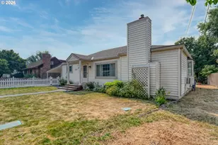 3810 NE Riverside Ave, Pendleton, OR 97801 - Photo 6