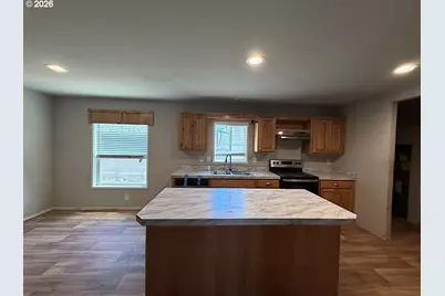 16125 Hawks Lair Rd, La Pine, OR 97739 - Photo 4