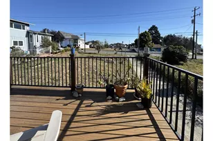 616 Pacific Ave, Brookings, OR 97415 - Photo 20