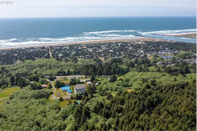 9740 Scenic View Dr, Rockaway Beach, OR 97136 - Photo 8
