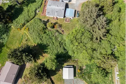 9740 Scenic View Dr, Rockaway Beach, OR 97136 - Photo 4