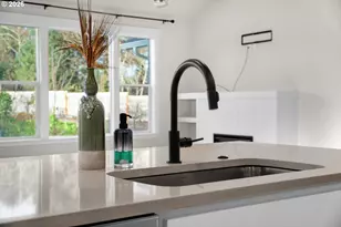 1190 SE Bugle Ave, Warrenton, OR 97146 - Photo 34