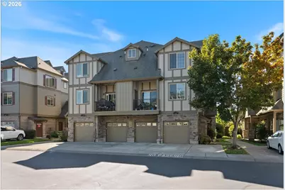 7902 NE Miriam Way, Hillsboro, OR 97006 - Photo 2