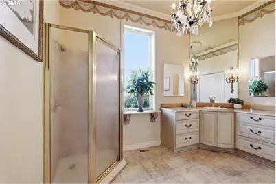 6010 S Corbett Ave, Portland, OR 97239 - Photo 22