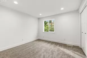 1999 Hawkins Ln, Eugene, OR 97405 - Photo 26