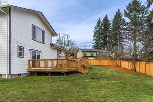 1999 Hawkins Ln, Eugene, OR 97405 - Photo 38