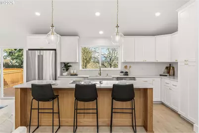 1999 Hawkins Ln, Eugene, OR 97405 - Photo 12