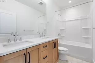 16233 NW Holman Wy, Portland, OR 97229 - Photo 36