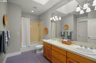 9325 NW Hopedale Ct, Portland, OR 97229 - Photo 34