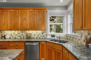 9325 NW Hopedale Ct, Portland, OR 97229 - Photo 14