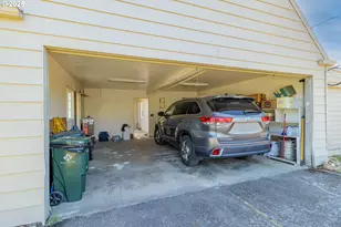 1211 Fairview St, Myrtle Point, OR 97458 - Photo 46