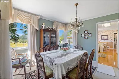 1211 Fairview St, Myrtle Point, OR 97458 - Photo 14