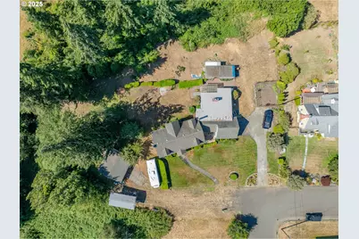1211 Fairview St, Myrtle Point, OR 97458 - Photo 8