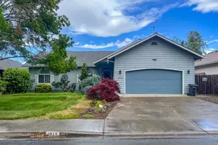 1874 SW Topaz Ln, Grants Pass, OR 97526 - Photo 1