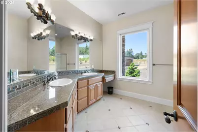 16155 NE Wilkerson Way, Newberg, OR 97132 - Photo 18