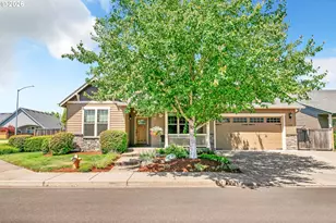 1198 S 41st Pl, Springfield, OR 97478 - Photo 4