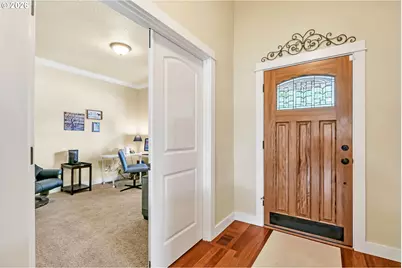 1198 S 41st Pl, Springfield, OR 97478 - Photo 6