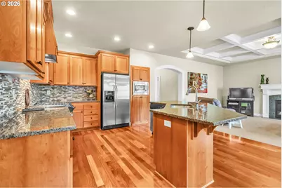 1198 S 41st Pl, Springfield, OR 97478 - Photo 16