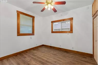 21835 Willamette Dr, West Linn, OR 97068 - Photo 18