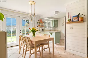 3850 Cedar Oak Dr, West Linn, OR 97068 - Photo 12