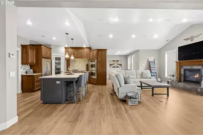 94877 Toftdahl Rd, Junction City, OR 97448 - Photo 10