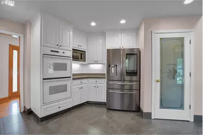 9730 SW 168th Pl, Beaverton, OR 97007 - Photo 24