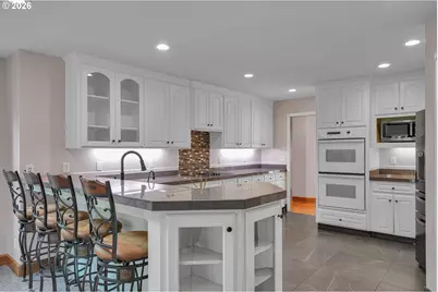 9730 SW 168th Pl, Beaverton, OR 97007 - Photo 22