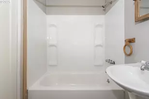 6922 SE Ramona St, Portland, OR 97206 - Photo 14