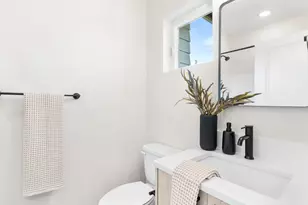 8630 SW 21st Ave, Portland, OR 97219 - Photo 14