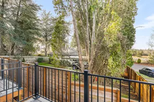 8630 SW 21st Ave, Portland, OR 97219 - Photo 18