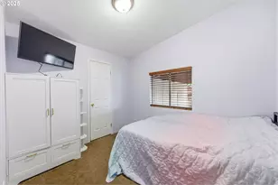 260 21st St, Albany, OR 97322 - Photo 24