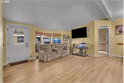 12450 SW Fischer Rd #216, Tigard, OR 97224 - Photo 16